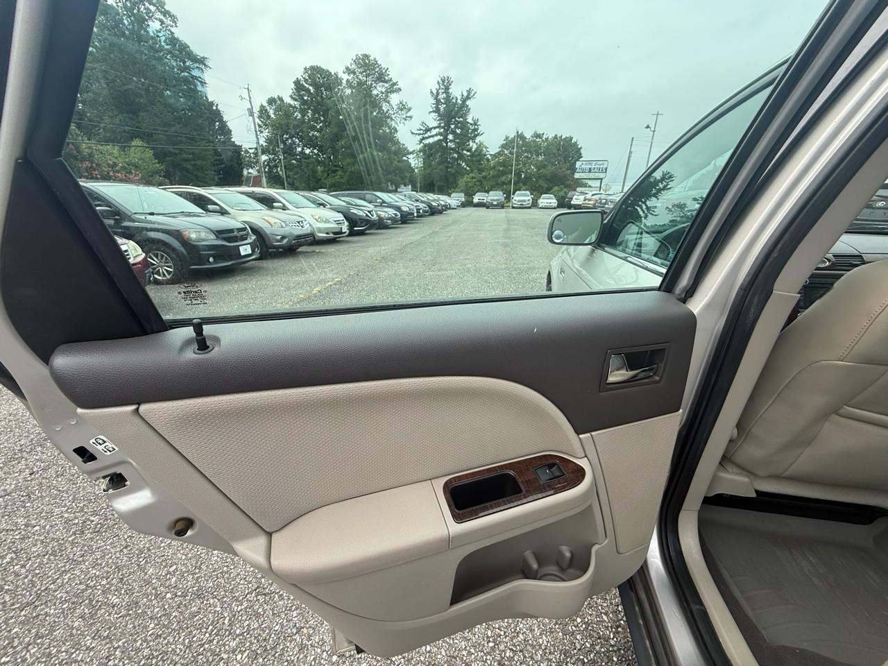 Ford Taurus Limited AWD 2008
