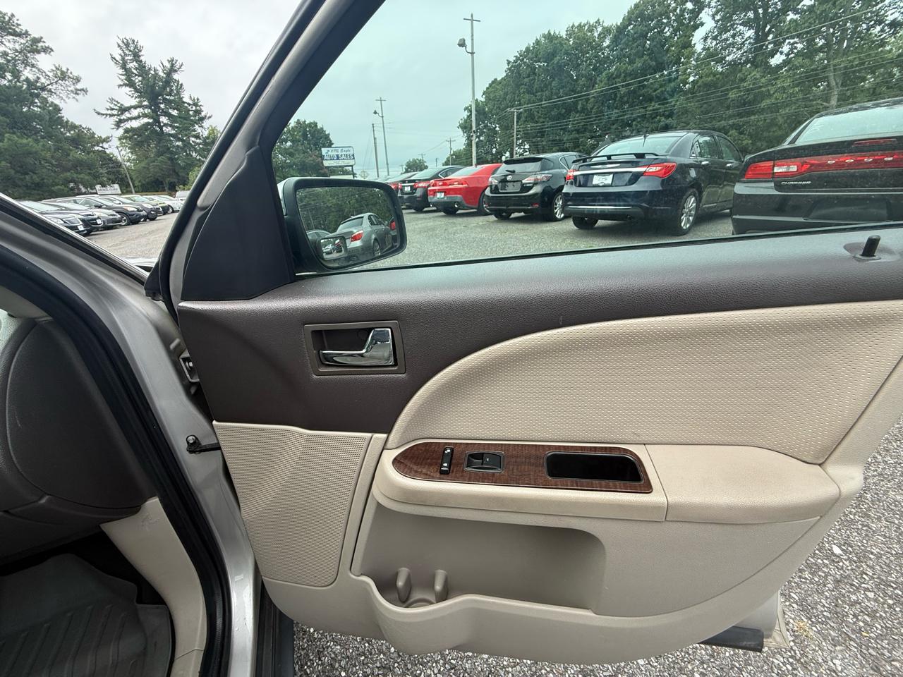 Ford Taurus Limited AWD 2008