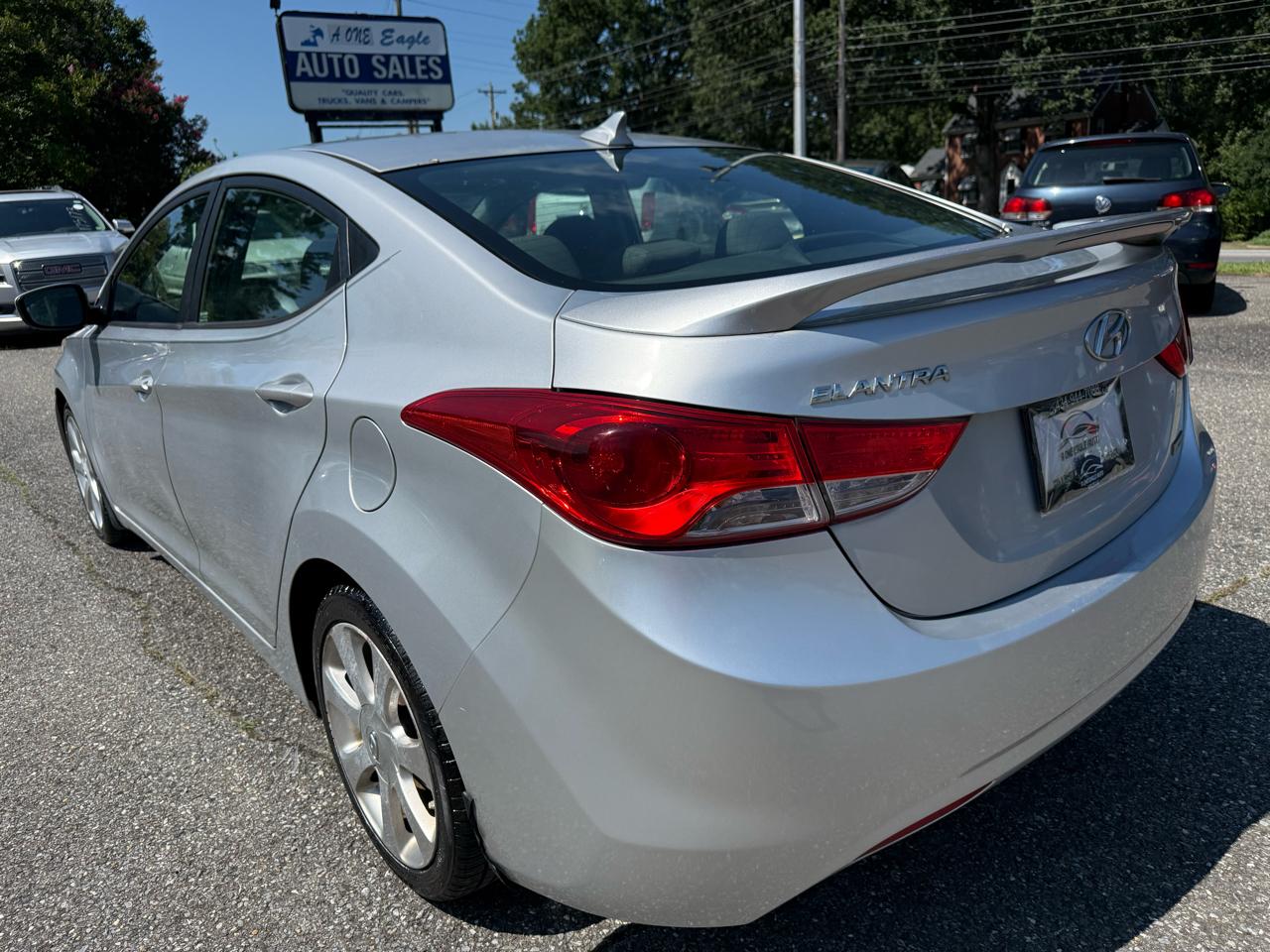 Hyundai Elantra Limited 2013