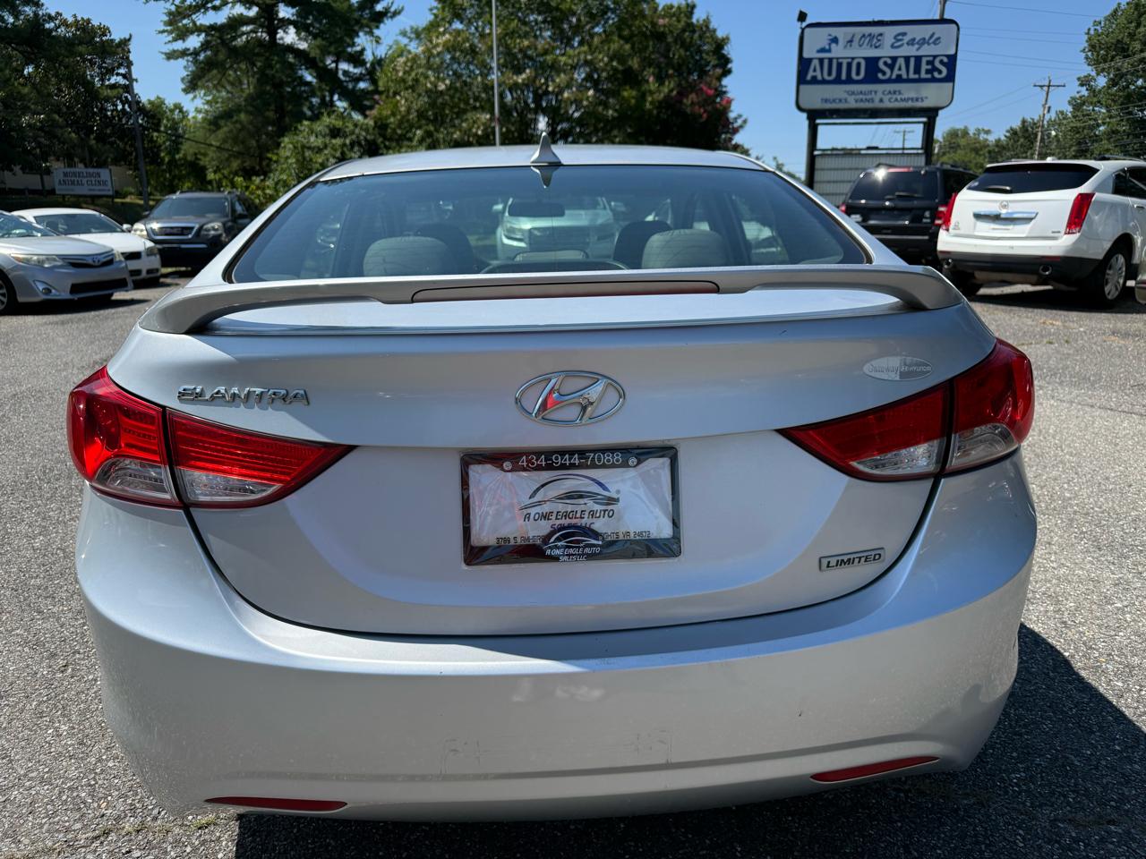 Hyundai Elantra Limited 2013