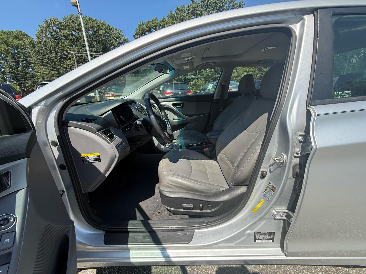 Hyundai Elantra Limited 2013