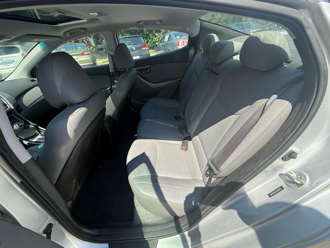 Hyundai Elantra Limited 2013
