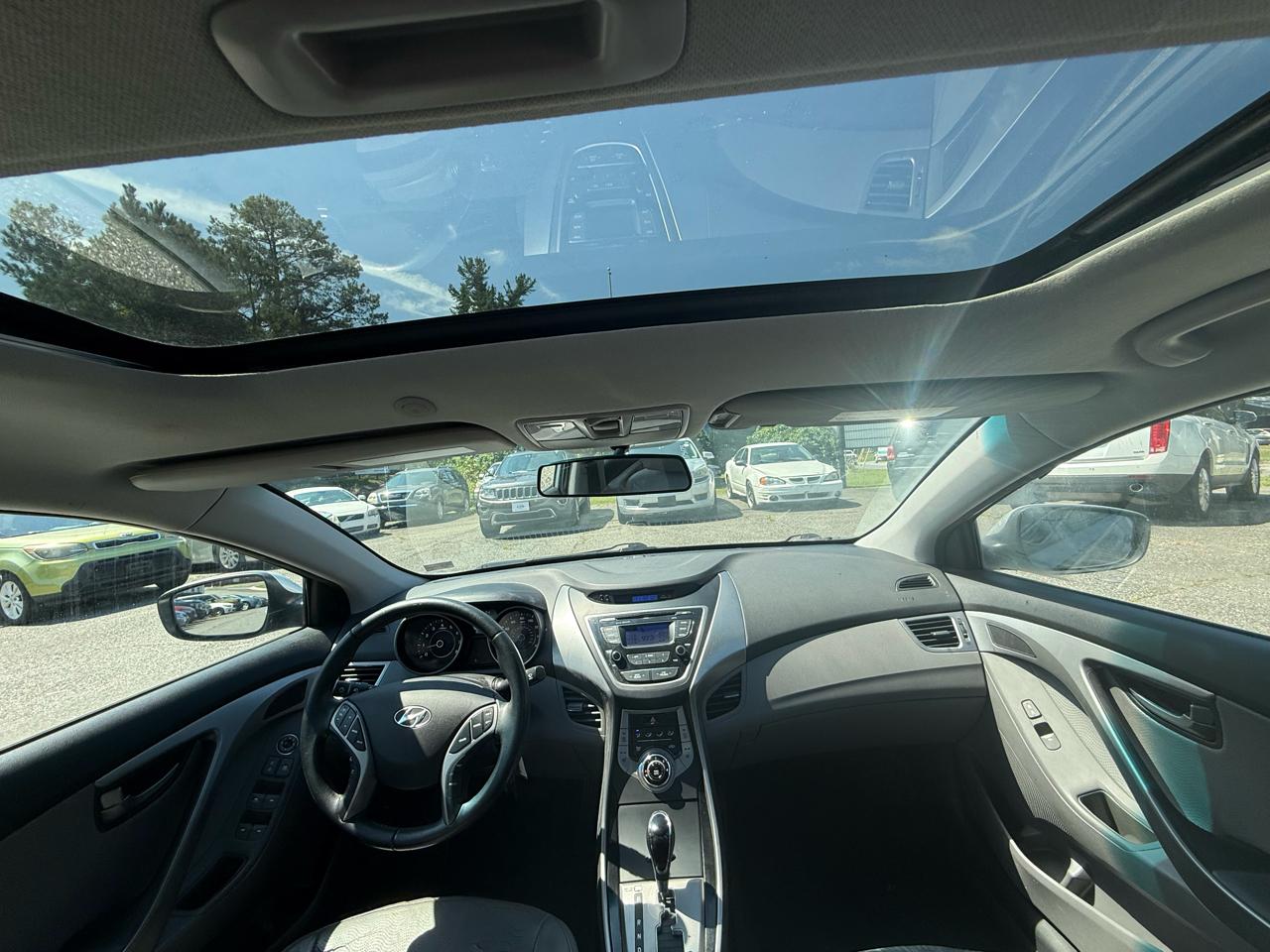 Hyundai Elantra Limited 2013