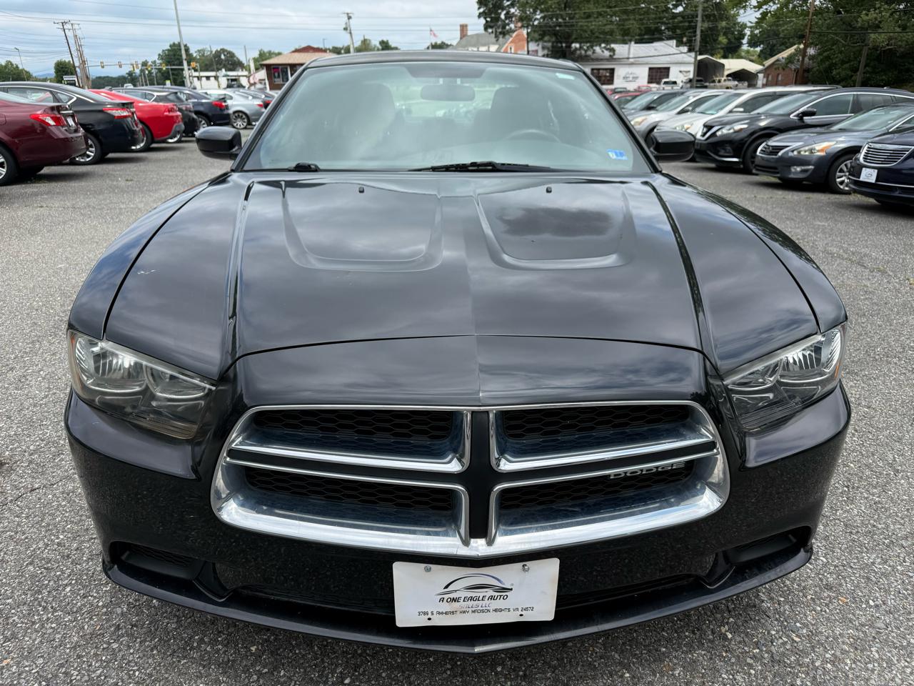 Dodge Charger SE 2011