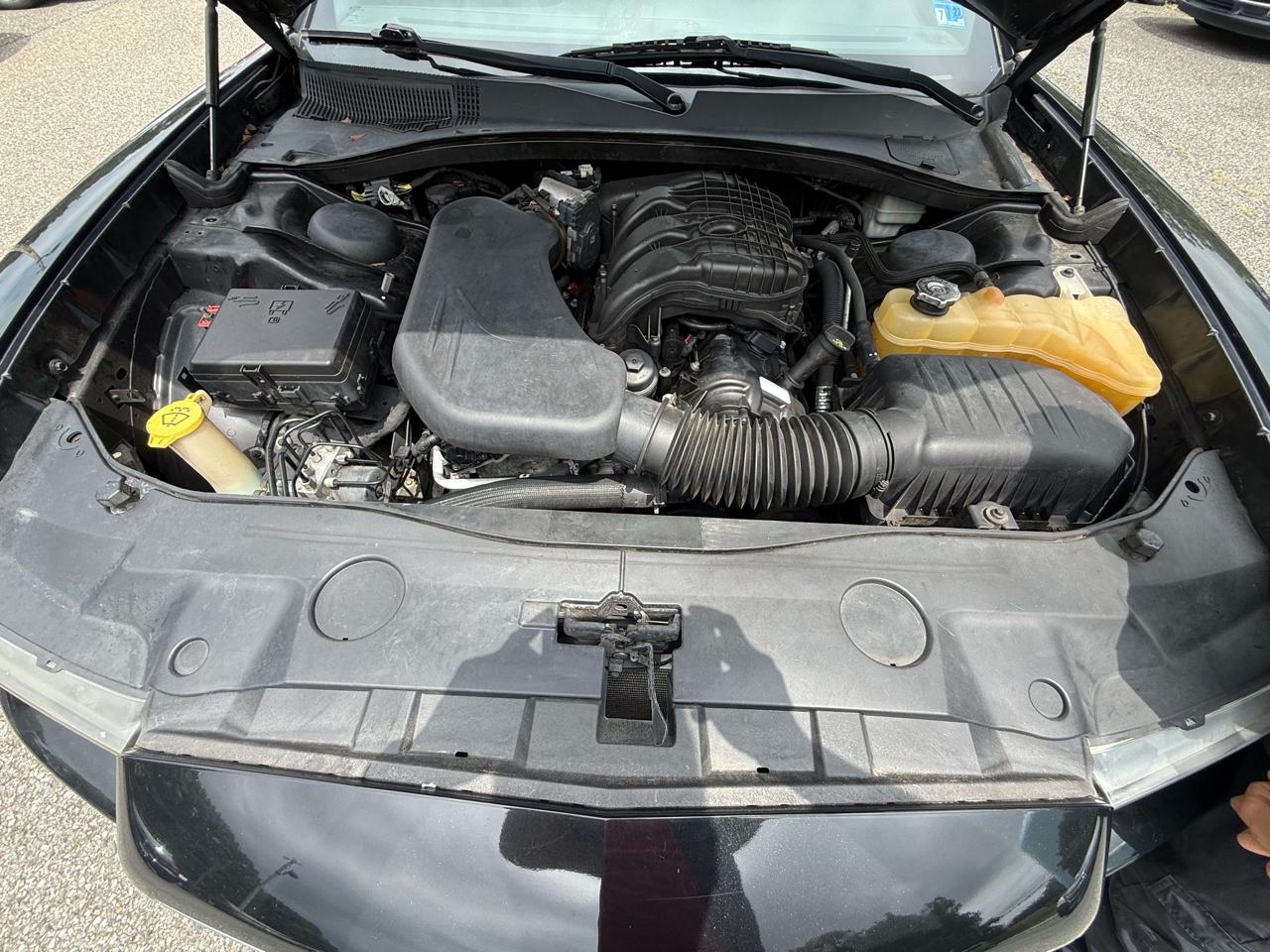 Dodge Charger SE 2011