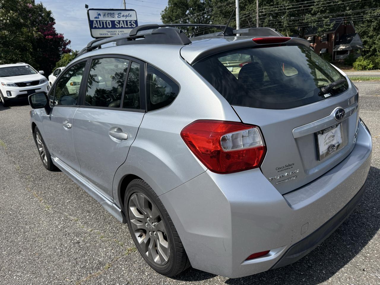 Subaru Impreza Sport 5-Door-Limited+S/R 2012