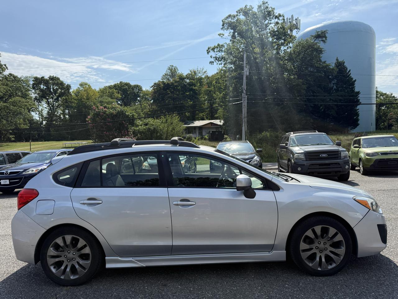 Subaru Impreza Sport 5-Door-Limited+S/R 2012