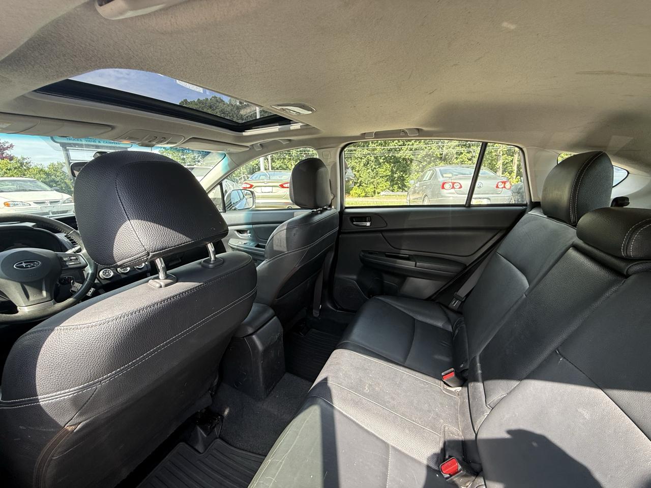 Subaru Impreza Sport 5-Door-Limited+S/R 2012