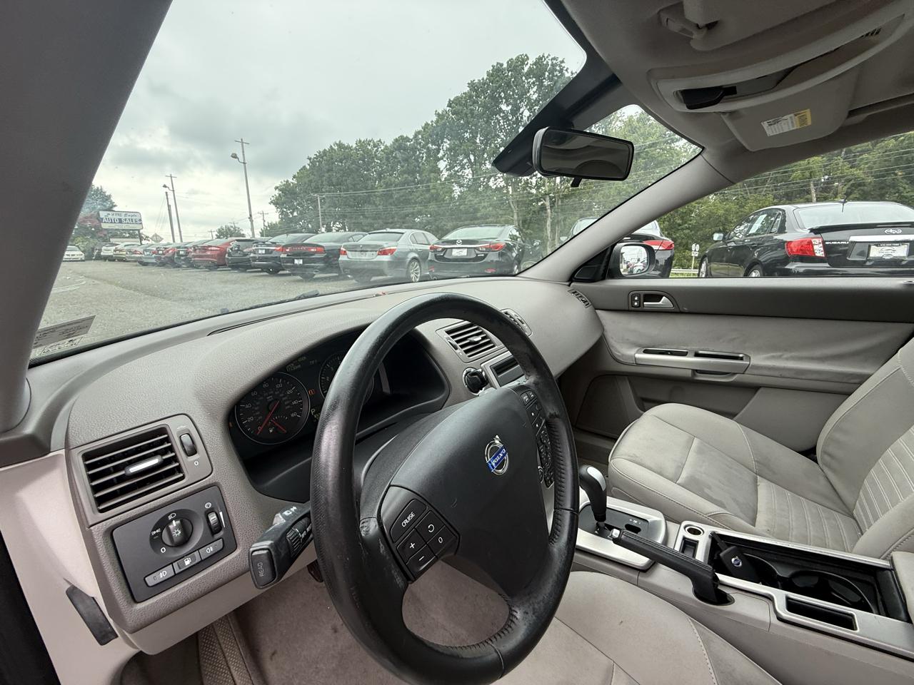 Volvo S40 2.4i 2010