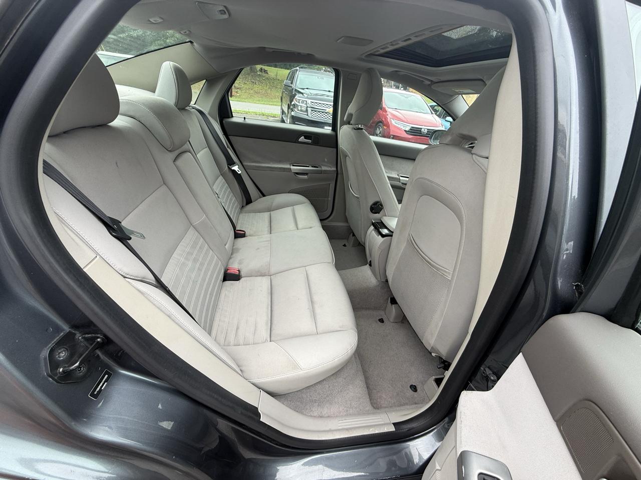 Volvo S40 2.4i 2010