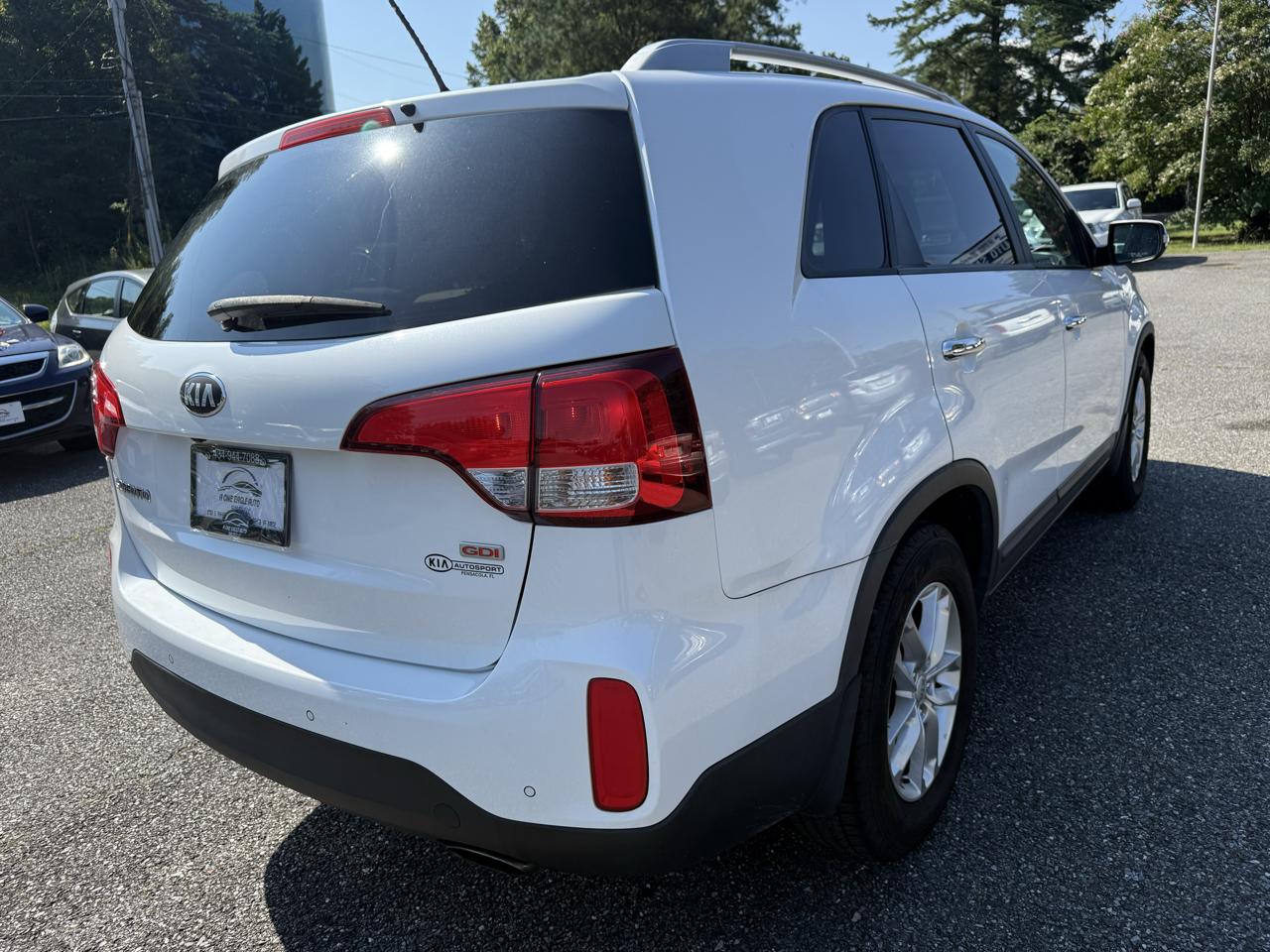 Kia Sorento LX 2WD 2014