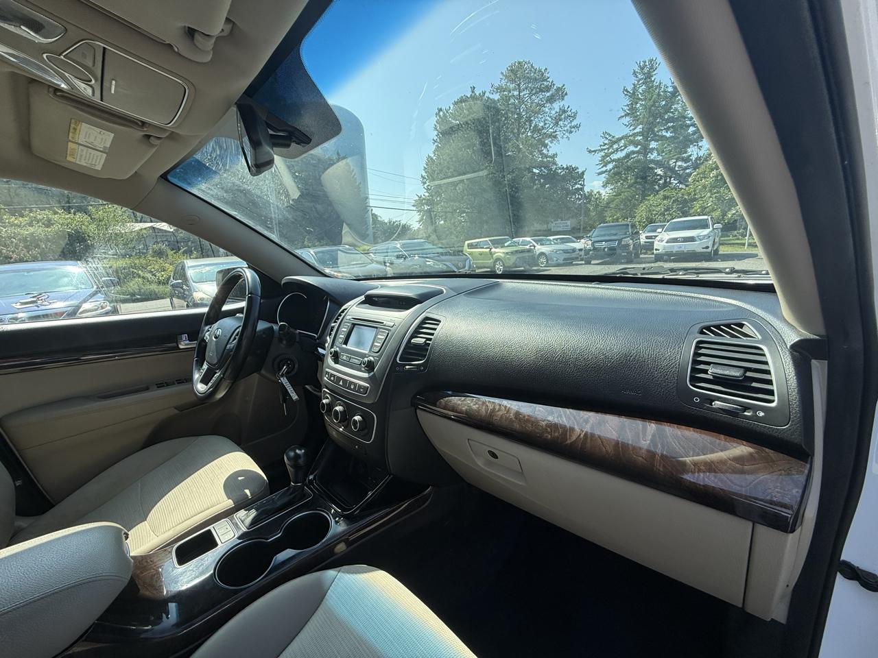 Kia Sorento LX 2WD 2014