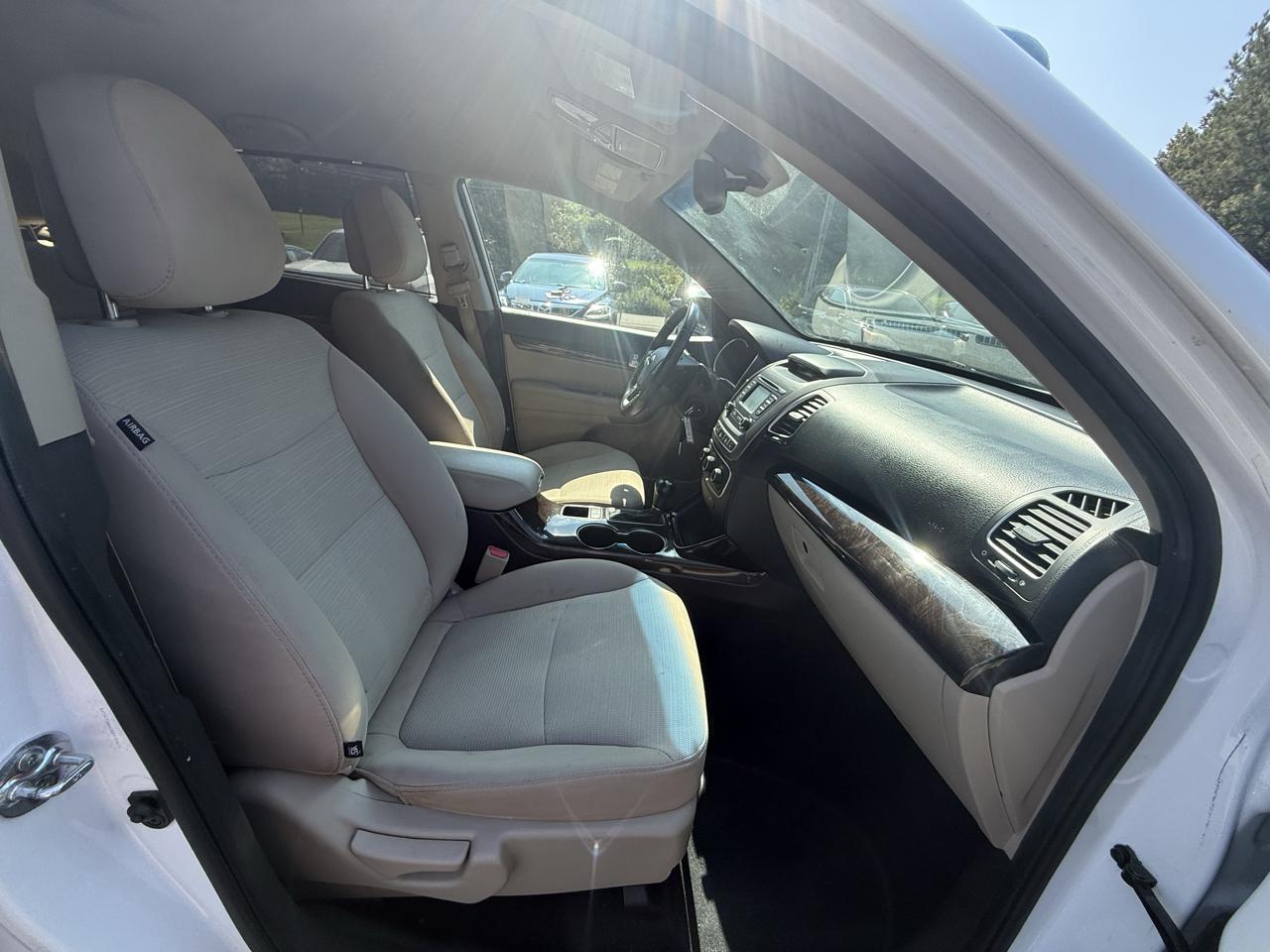 Kia Sorento LX 2WD 2014