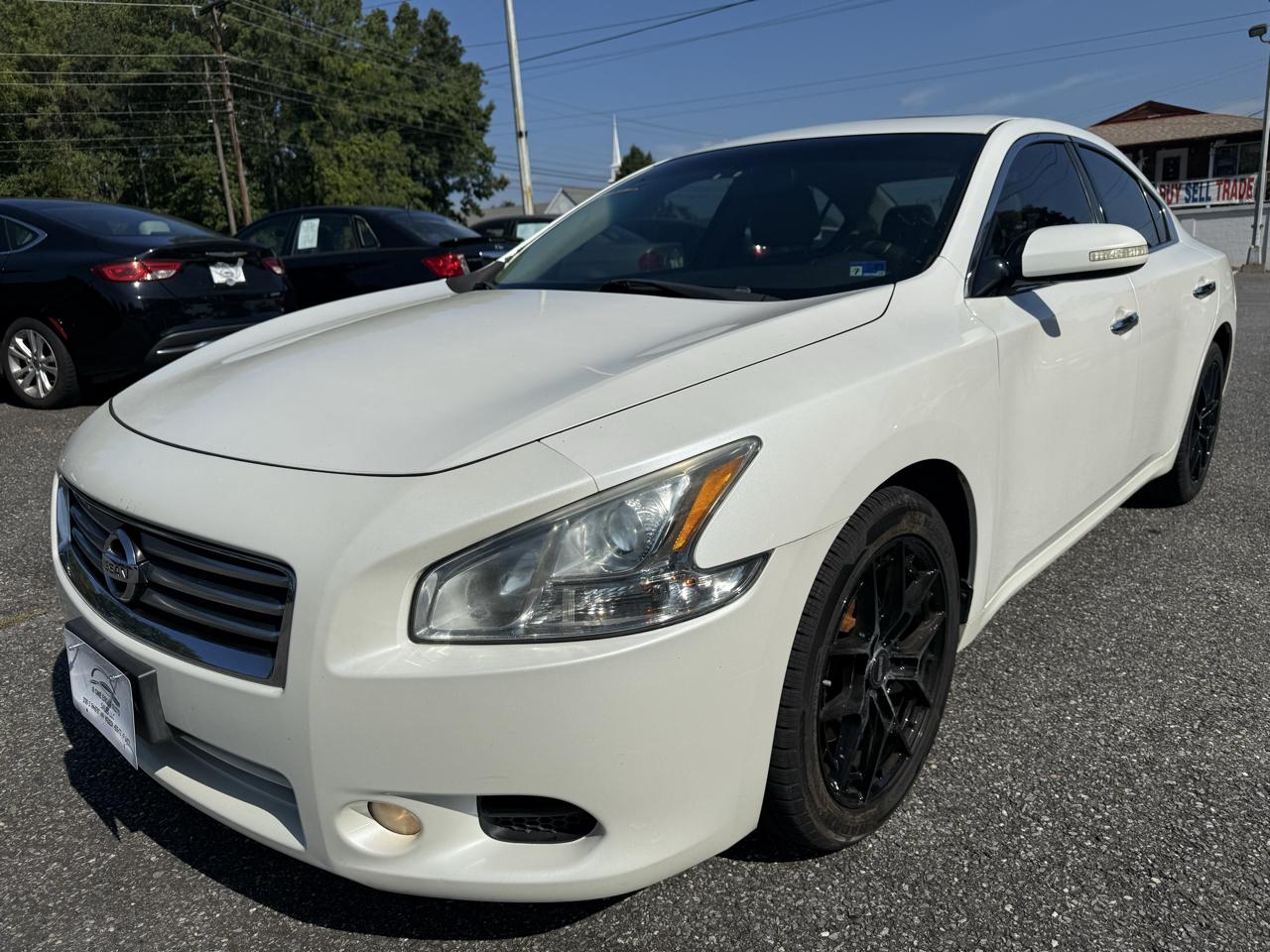 Nissan Maxima SV 2014