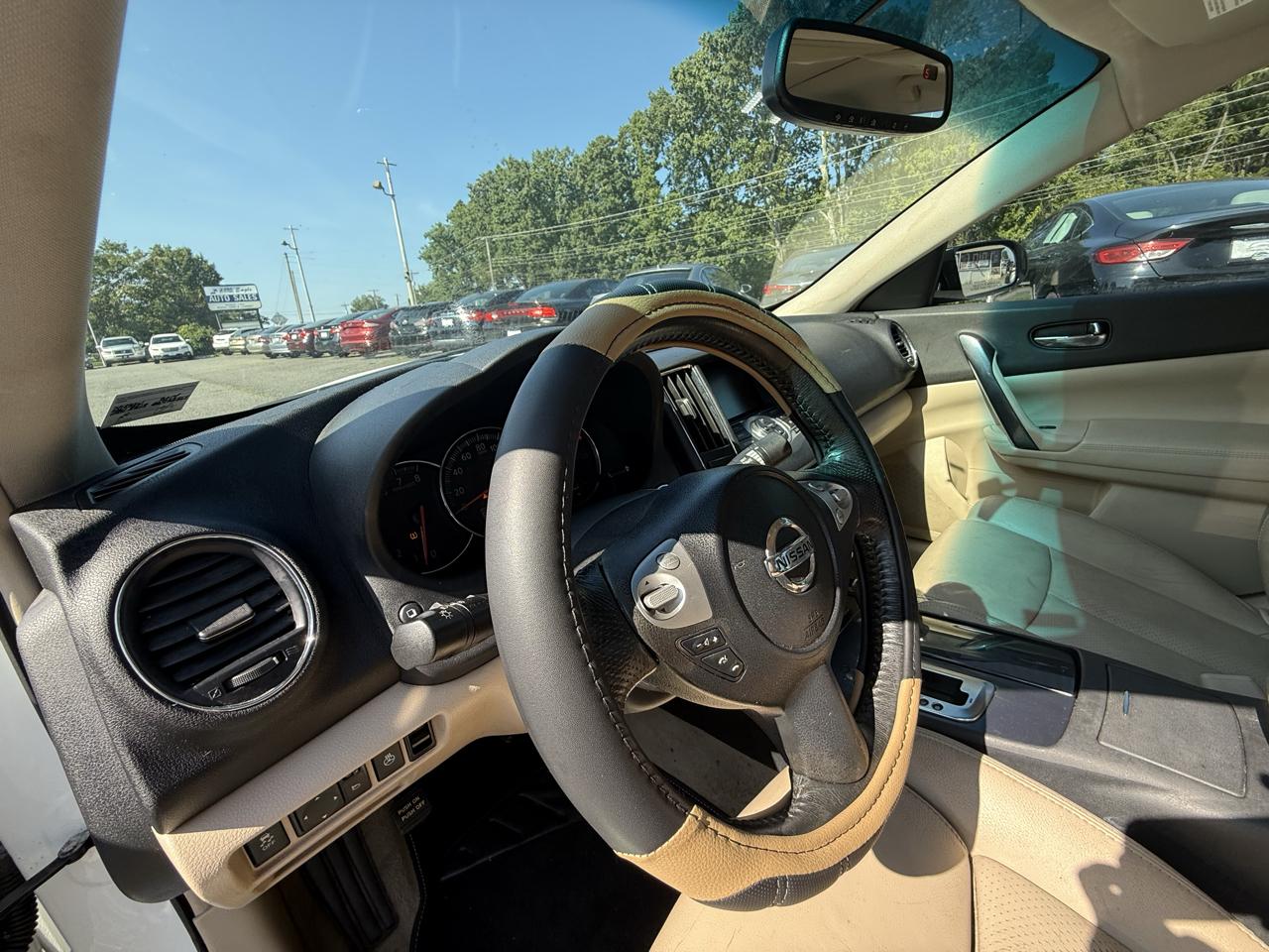 Nissan Maxima SV 2014
