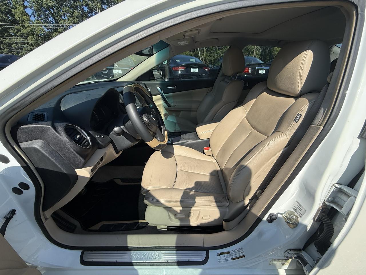 Nissan Maxima SV 2014