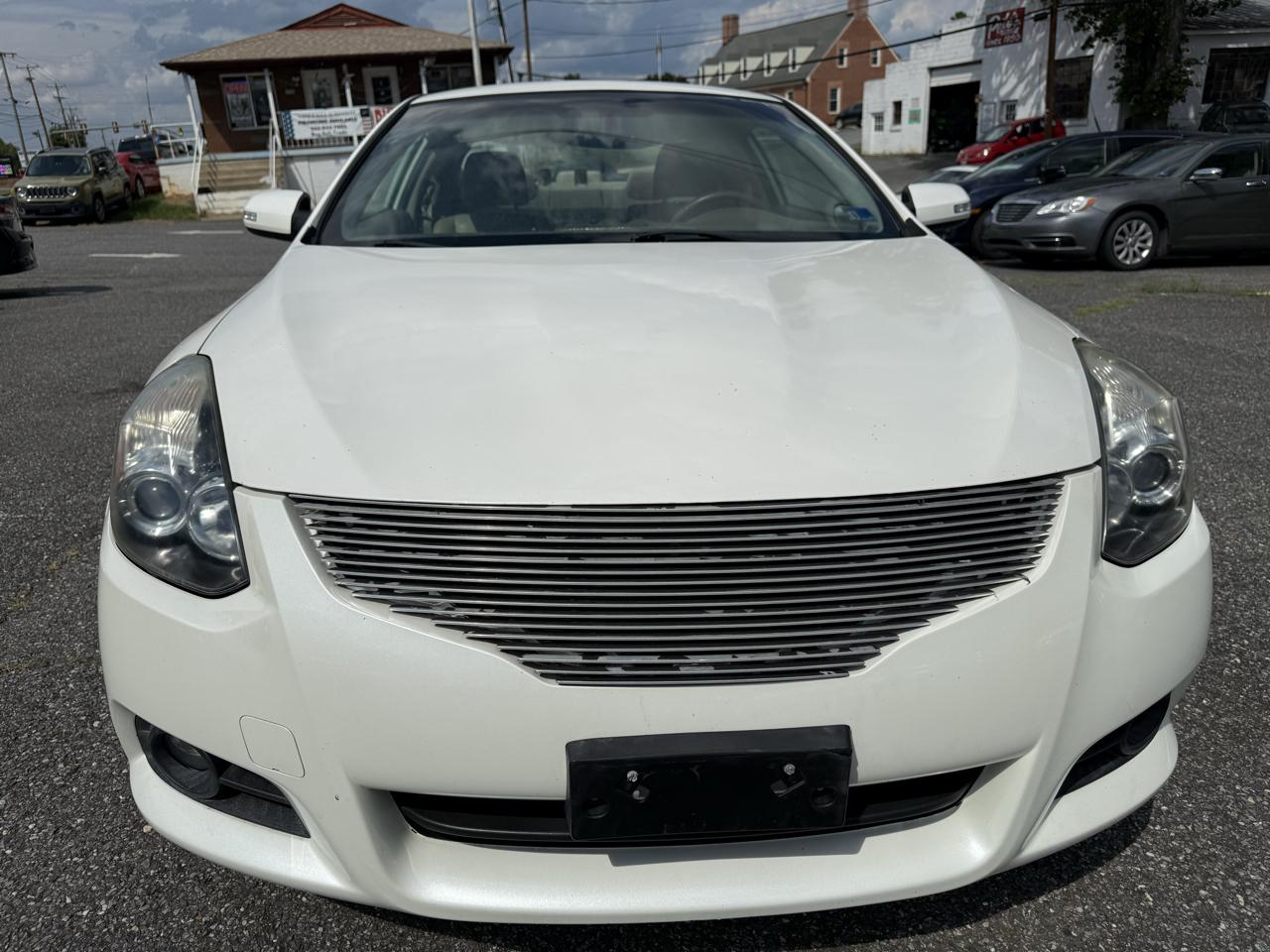 Nissan Altima 3.5 SR CVT Coupe 2012