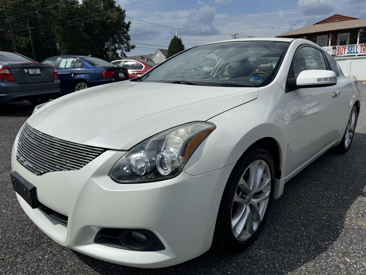 Nissan Altima 3.5 SR CVT Coupe 2012