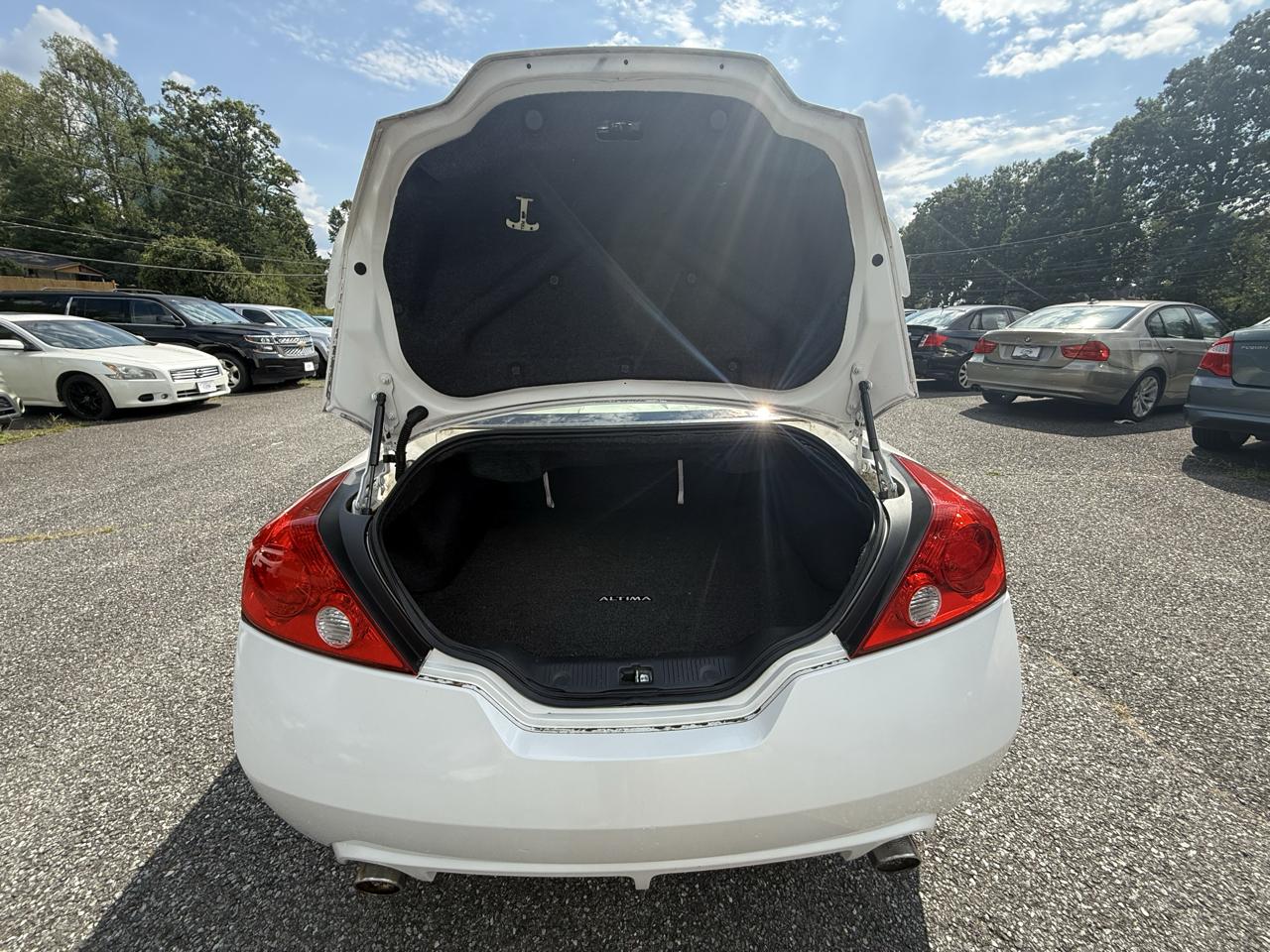 Nissan Altima 3.5 SR CVT Coupe 2012