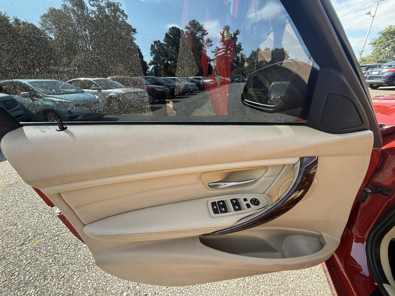BMW 3-Series 328i Sedan 2014