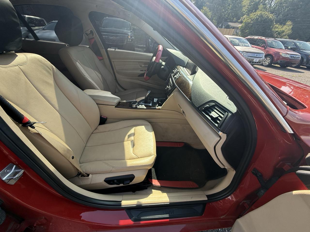 BMW 3-Series 328i Sedan 2014