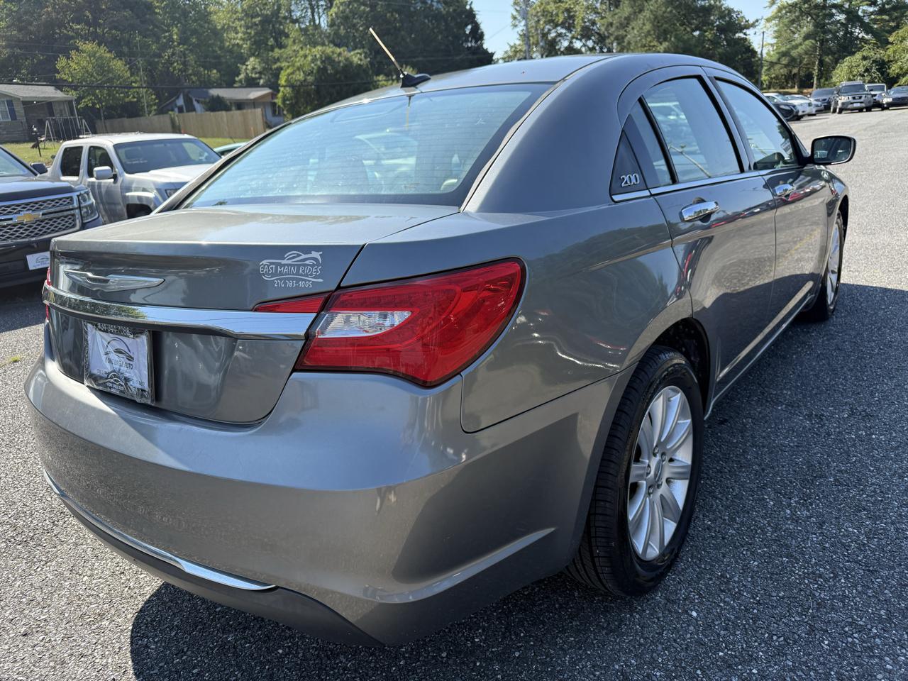 Chrysler 200 Limited 2013