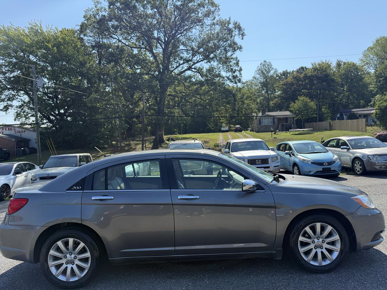 Chrysler 200 Limited 2013