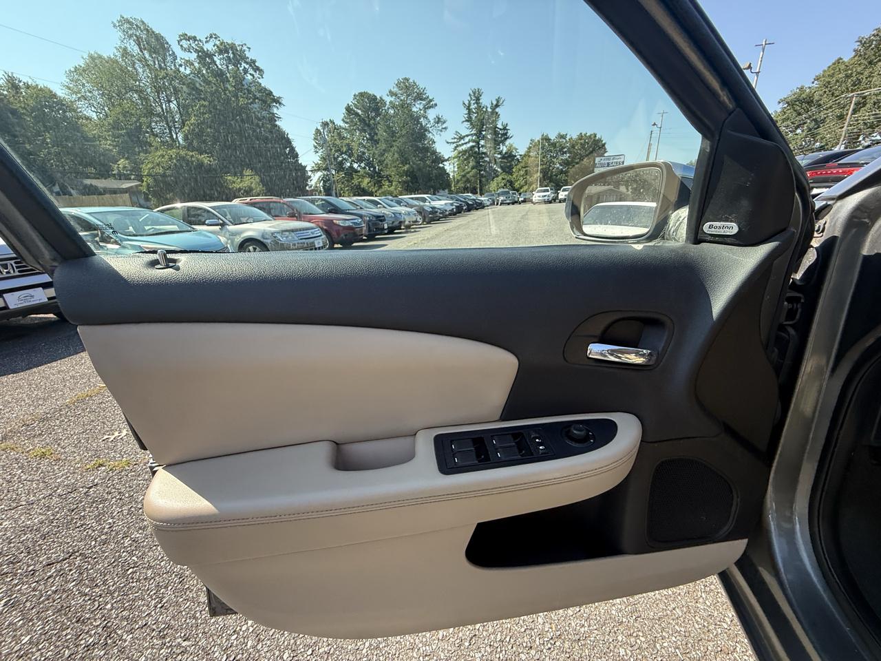 Chrysler 200 Limited 2013