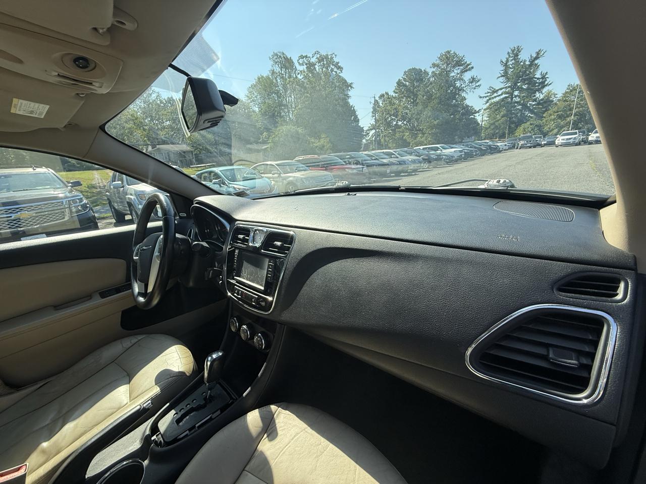 Chrysler 200 Limited 2013