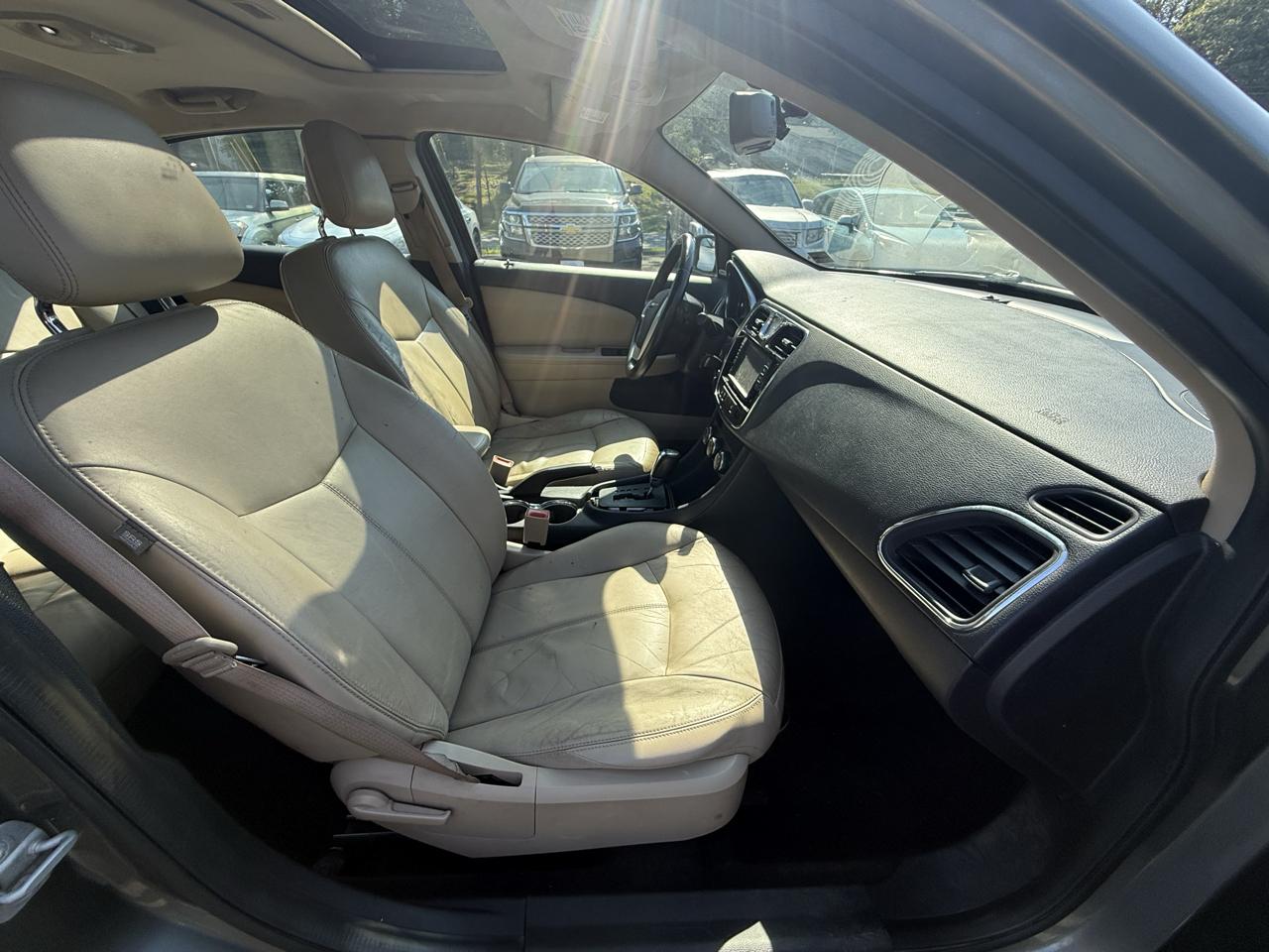 Chrysler 200 Limited 2013