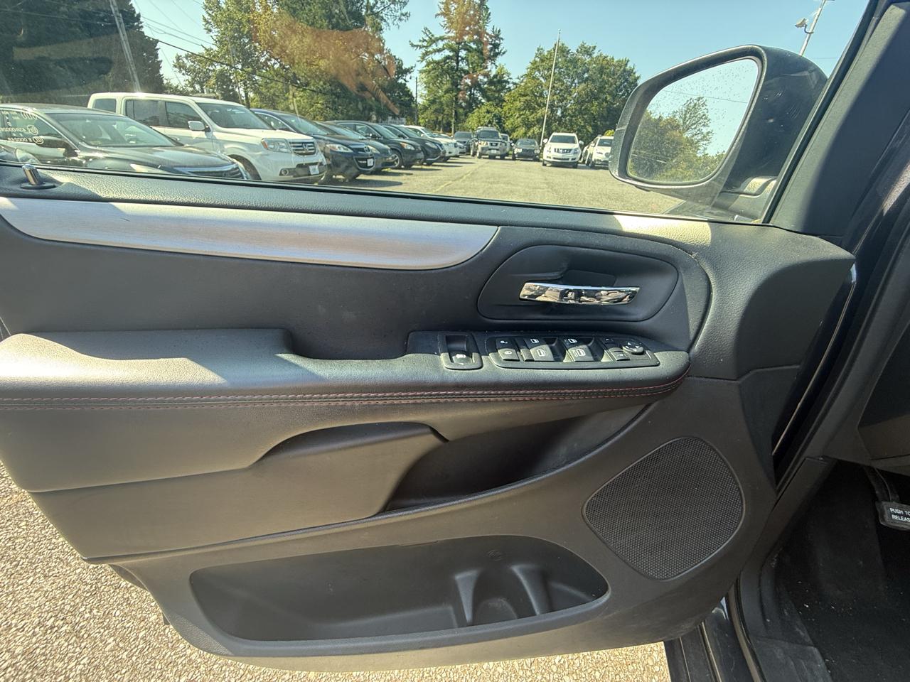 Dodge Grand Caravan R/T 2014