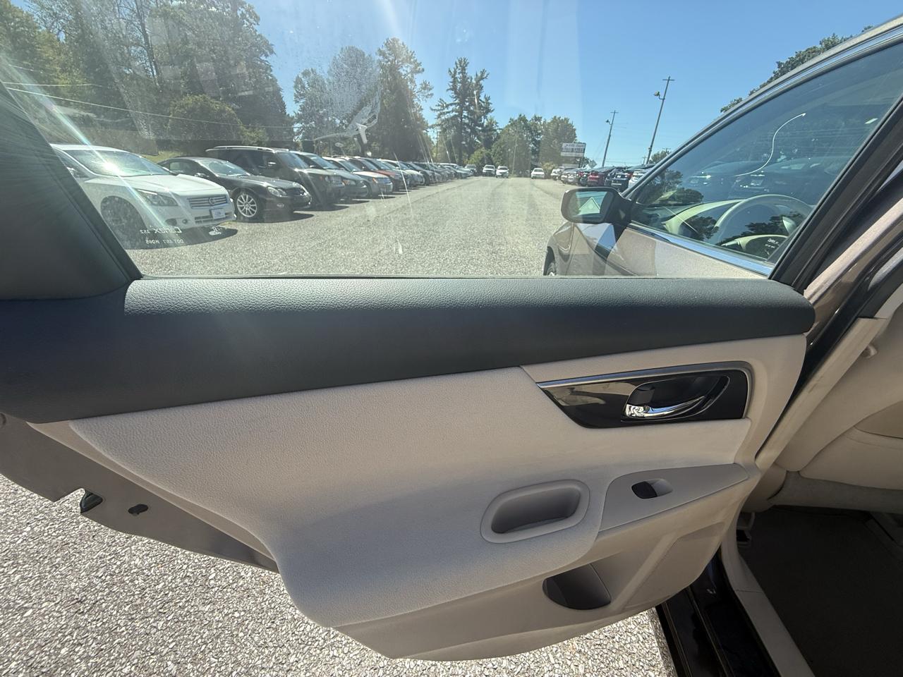 Nissan Altima 2.5 S Sedan 2014