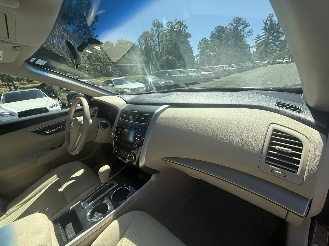 Nissan Altima 2.5 S Sedan 2014