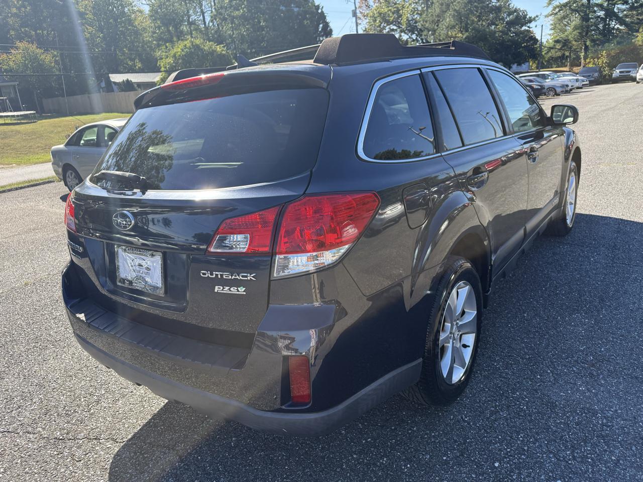Subaru Outback 2.5i Limited 2013