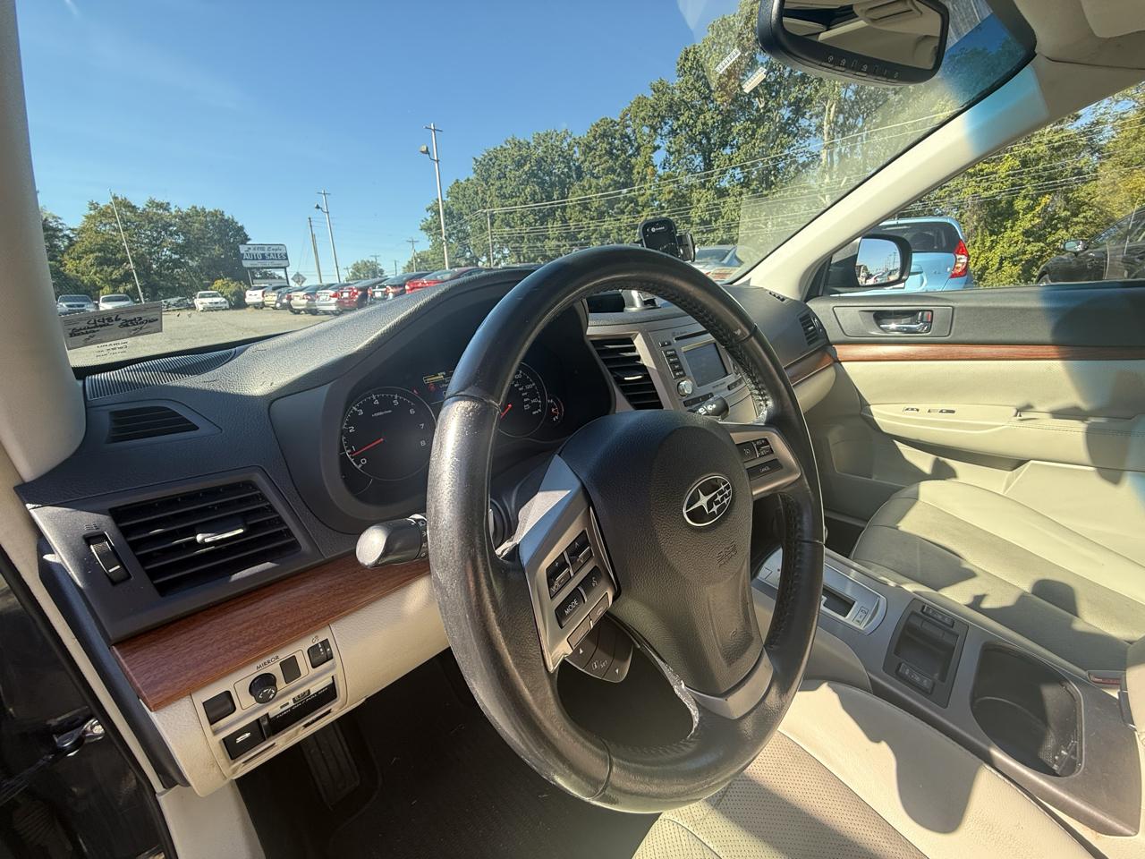 Subaru Outback 2.5i Limited 2013