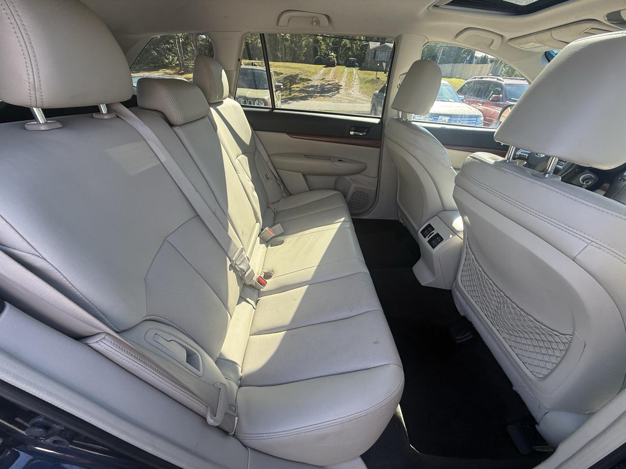 Subaru Outback 2.5i Limited 2013