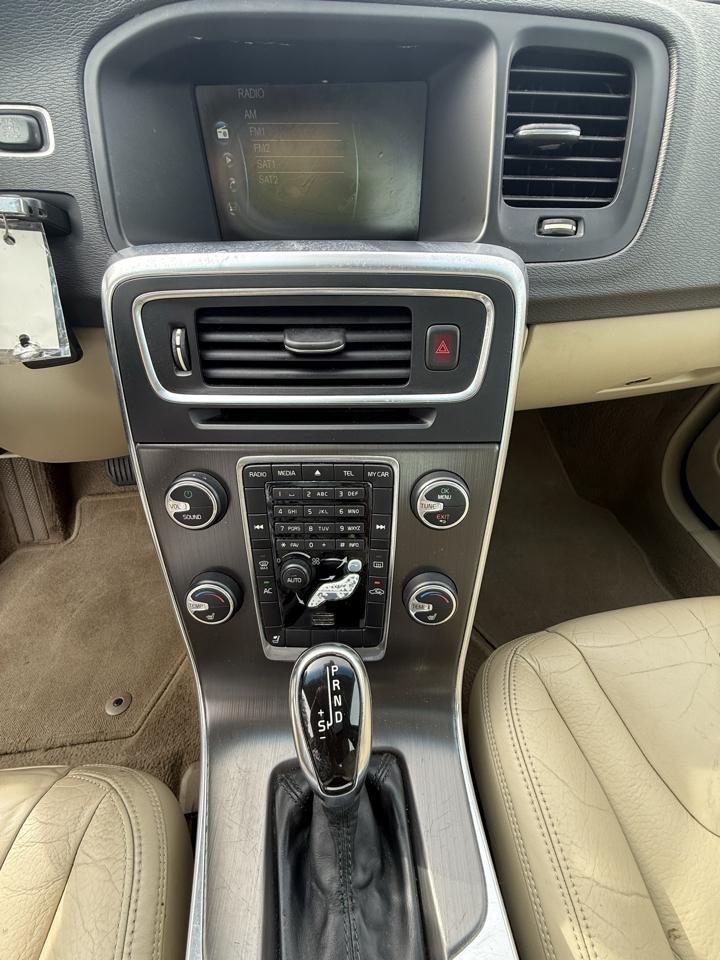 Volvo S60 T5 2014