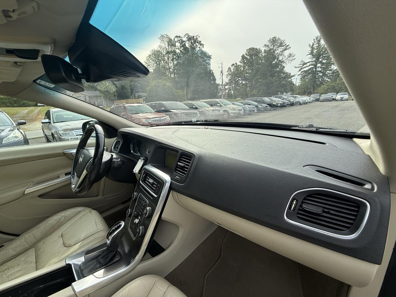 Volvo S60 T5 2014
