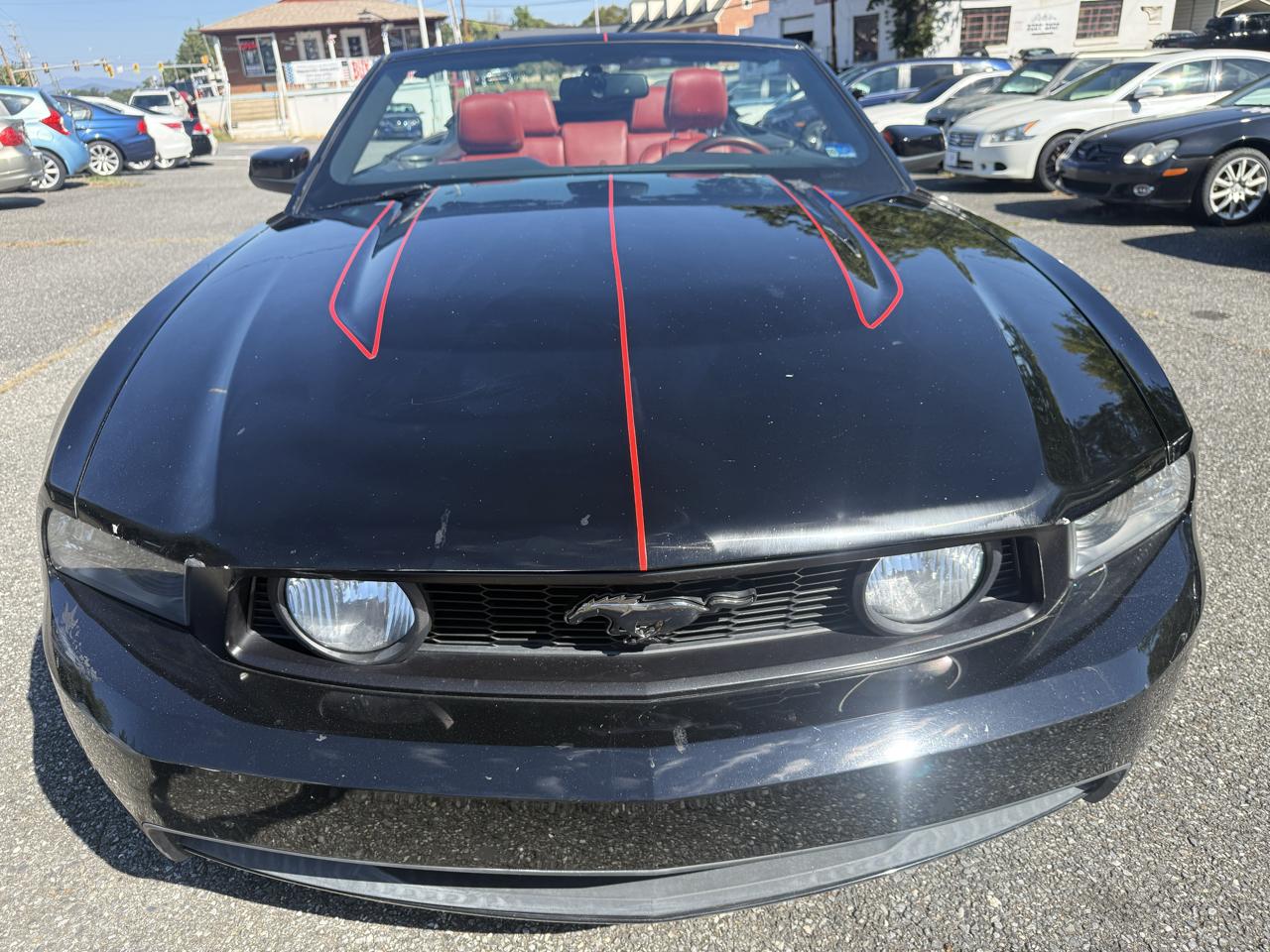 Ford Mustang GT convertible 2011
