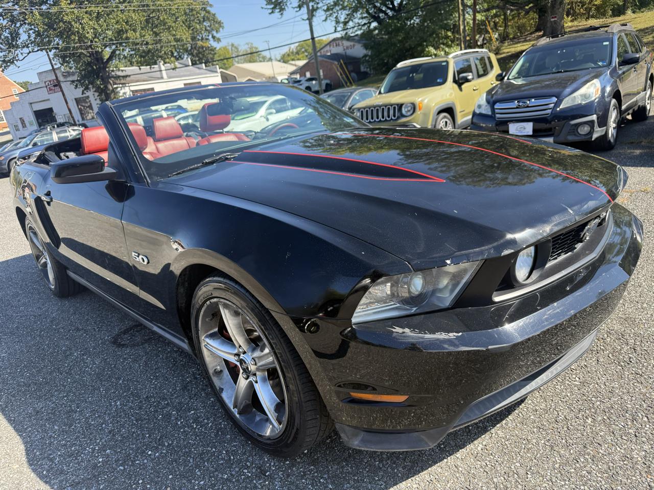 Ford Mustang GT convertible 2011