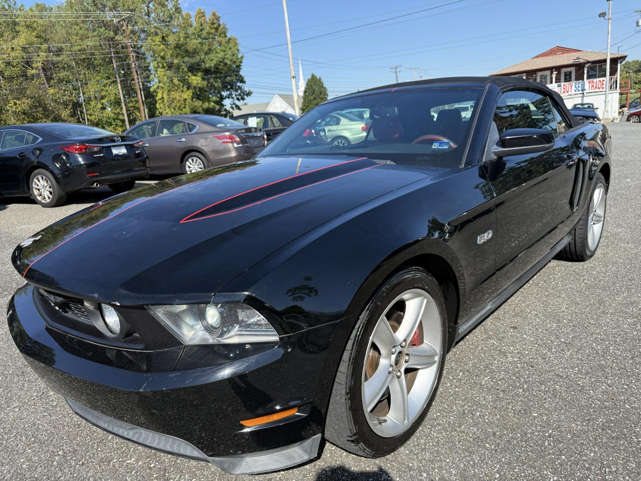 Ford Mustang GT convertible 2011