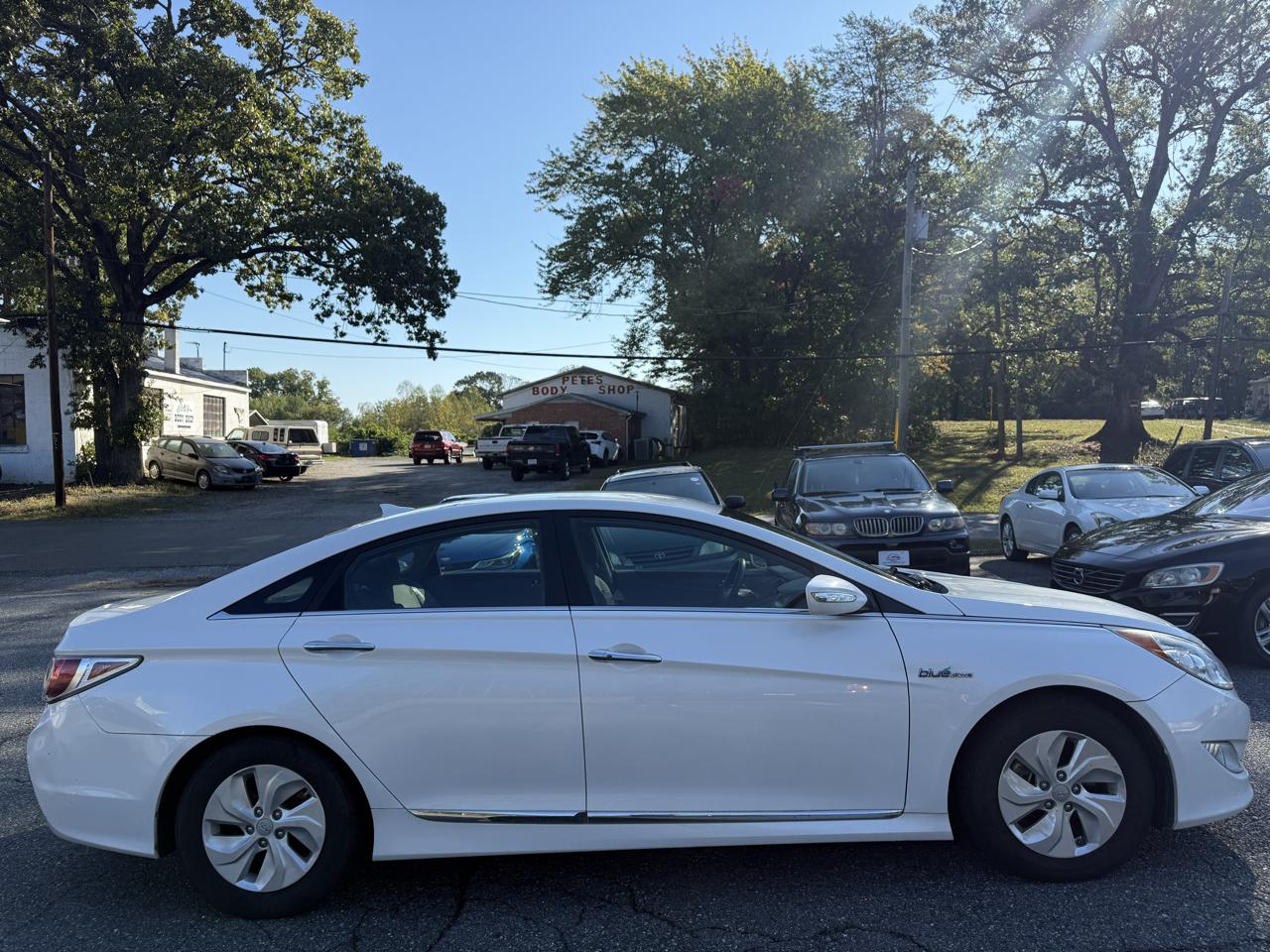 Hyundai Sonata Hybrid Sedan 2013