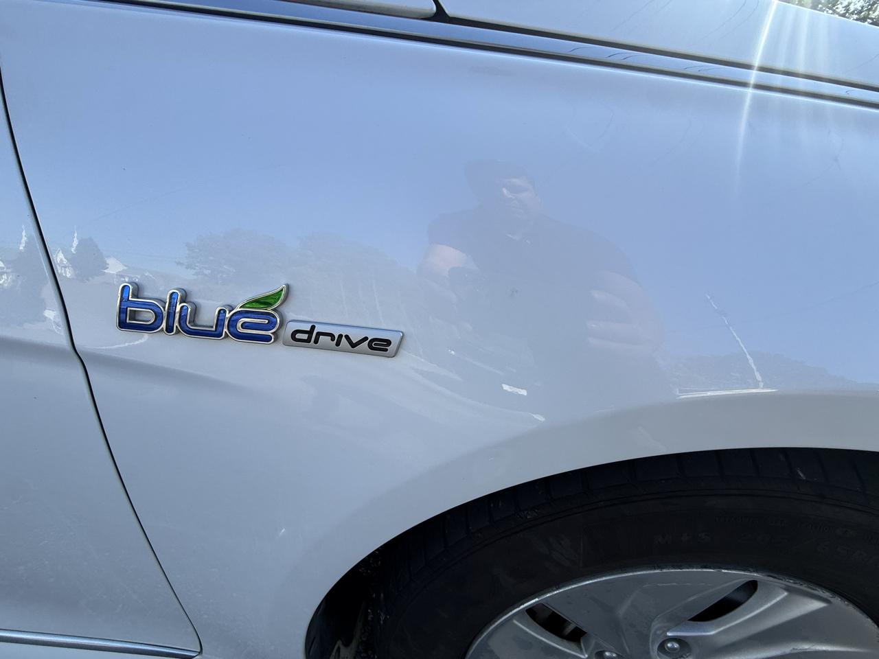 Hyundai Sonata Hybrid Sedan 2013