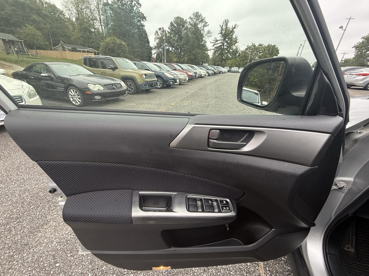 Subaru Forester 2.5X Touring 2011