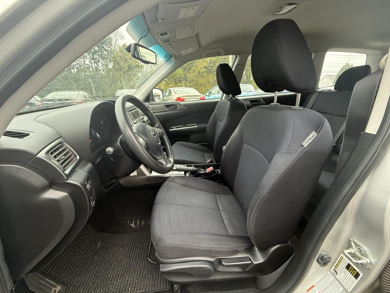 Subaru Forester 2.5X Touring 2011