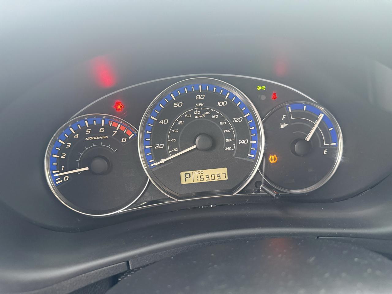 Subaru Forester 2.5X Touring 2011