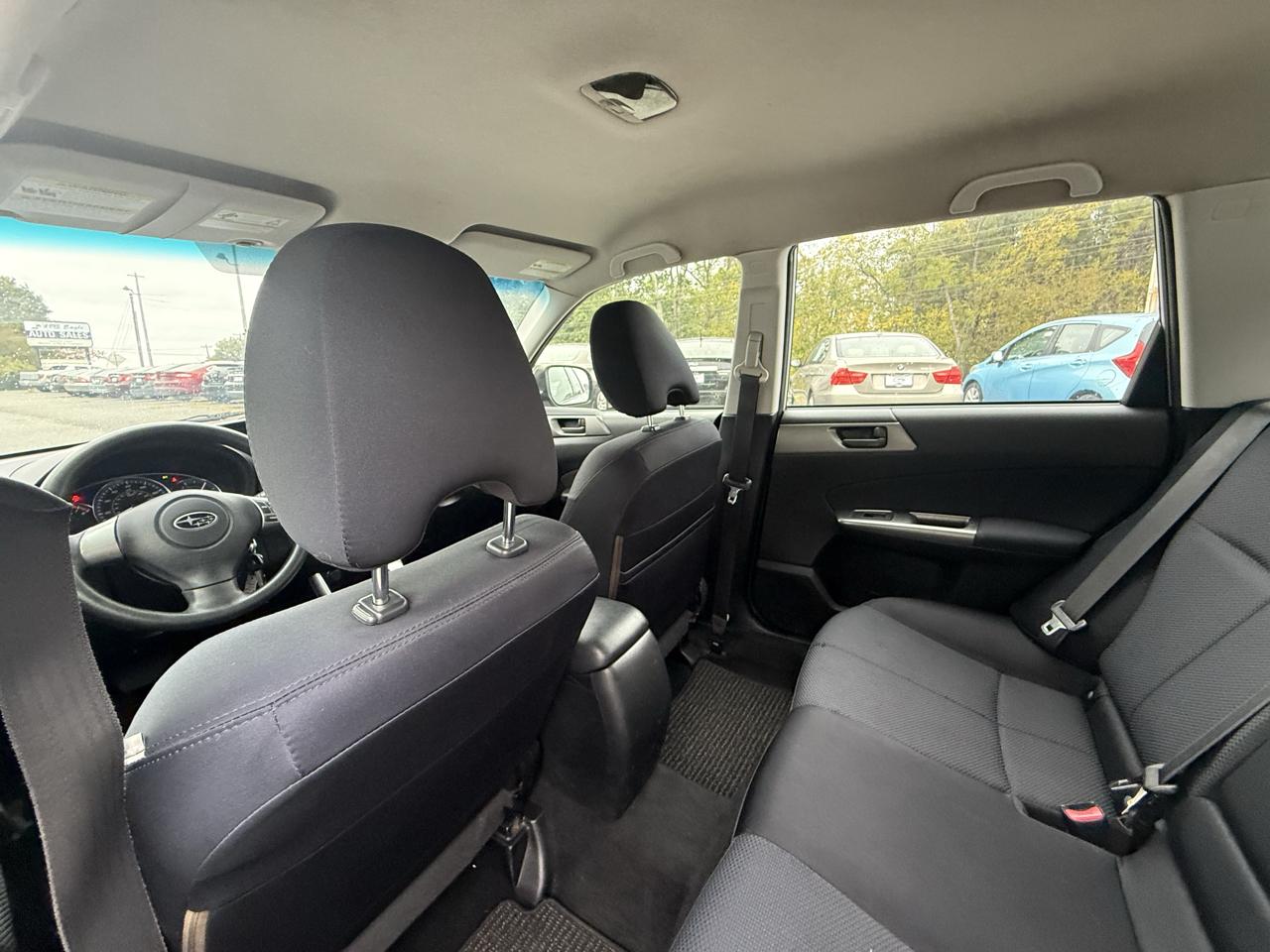 Subaru Forester 2.5X Touring 2011