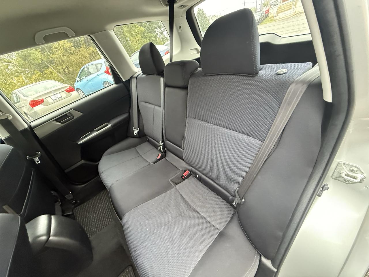 Subaru Forester 2.5X Touring 2011