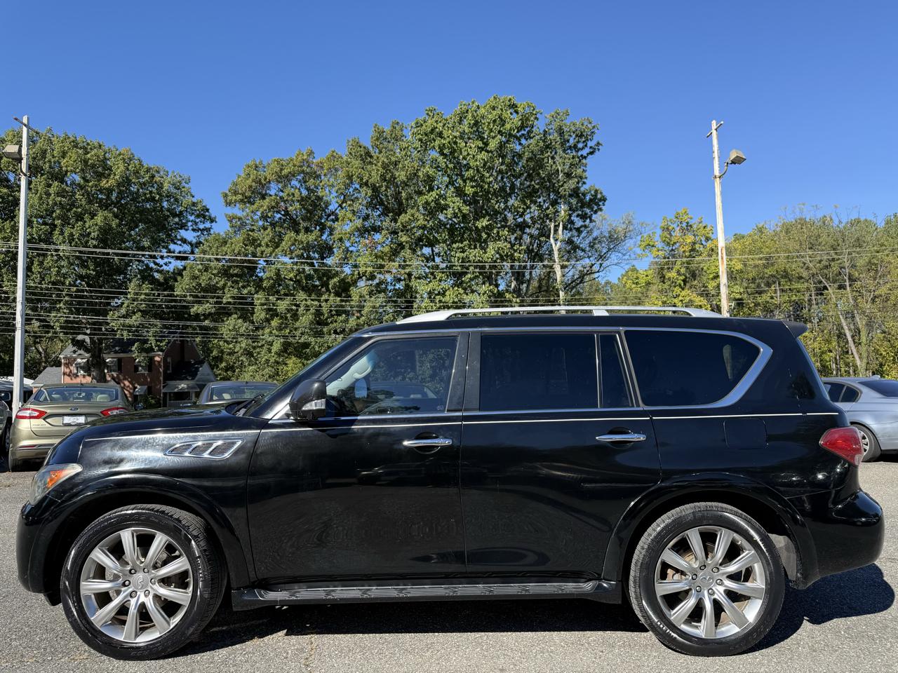 Infiniti QX56 2WD 2012