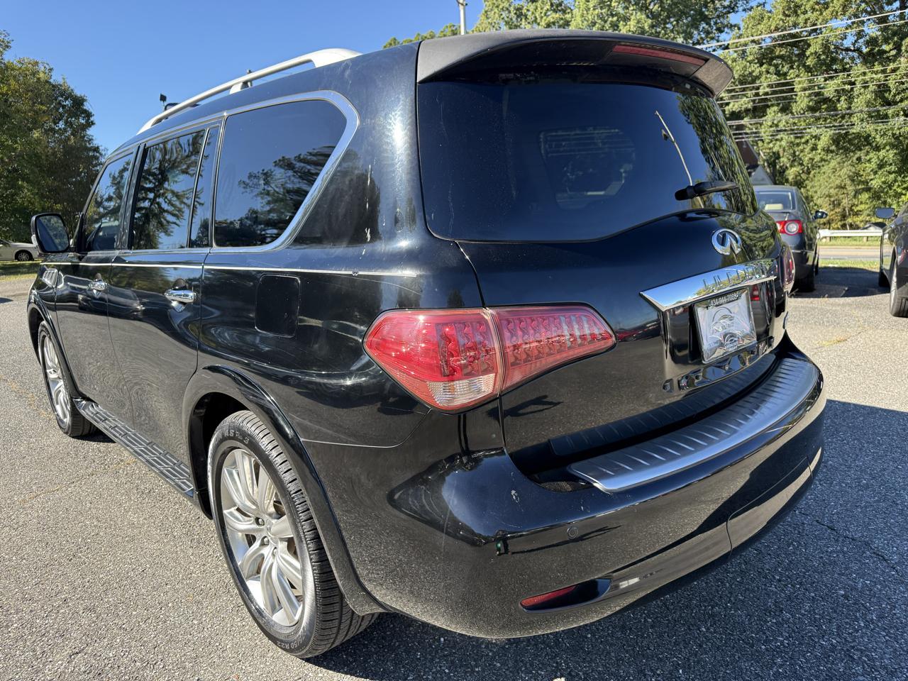 Infiniti QX56 2WD 2012